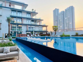 Luxury 1 Bedroom Apartment